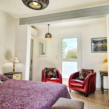 Hébergement de vacances Les Angevines Morieres-les-Avignon