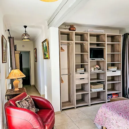 Les Angevines By Interhome *