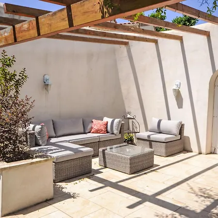Les Angevines By Interhome *